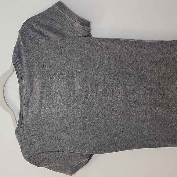 Aeropostale Y2K Henly Charcoal Tee with Logo Sz Large - Picture 12 of 16